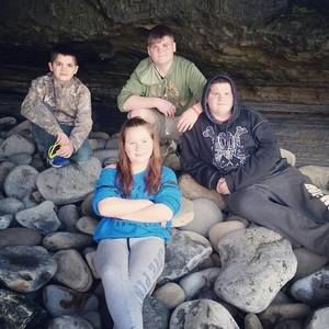 Meet your Posher, Robert